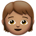 Bagaimana Child: Medium Skin Tone emoji terlihat di Apple.