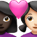 Bagaimana Couple with Heart: Woman, Woman, Dark Skin Tone, Light Skin Tone emoji terlihat di Apple.