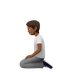 Bagaimana Person Kneeling: Medium-Dark Skin Tone emoji terlihat di Apple.