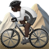 Bagaimana Person Mountain Biking: Dark Skin Tone emoji terlihat di Apple.