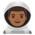 Cómo se ve el emoji Astronauta hombre: tono de piel oscuro medio en Google.