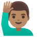 Cómo se ve el emoji Hombre con la mano levantada: tono de piel medio en Google.