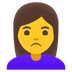 Cómo se ve el emoji Mujer haciendo pucheros en Google.