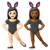 Hvordan Kvinder med kaninører: lys teint og medium til mørk teint emoji ser ud på Google.