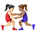 Hvordan Kvindelige brydere: lys teint og medium teint emoji ser ud på Google.