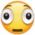 Jak wygląda emoji Wykrzywiona twarz w Whatsapp.