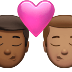 2人でキス: 男性 男性 やや濃い肌色 中間の肌色の絵文字がAppleでどのように見えるか。