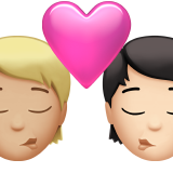 Bagaimana Berciuman: dewasa, dewasa, warna kulit cerah-sedang, warna kulit cerah emoji terlihat di Apple.