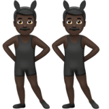 A quoi ressemblent les emoji Hommes avec des oreilles de lapin : peau foncée sur Apple.
