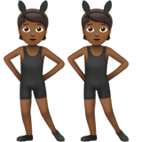 A quoi ressemblent les emoji Personnes avec des oreilles de lapin : peau mate sur Apple.