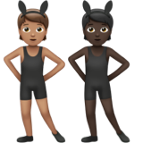 A quoi ressemblent les emoji Personnes avec des oreilles de lapin : peau légèrement mate et peau foncée sur Apple.