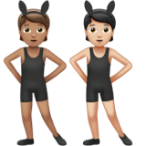 A quoi ressemblent les emoji Personnes avec des oreilles de lapin : peau légèrement mate et peau claire sur Apple.