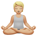 A quoi ressemblent les emoji Personne dans la posture du lotus : peau moyennement claire sur Apple.