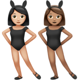 Apple에서토끼 귀를 쓰고 춤추는 여자들: 하얀 피부 갈색 피부그림 이모티콘이 어떻게 보이는지.