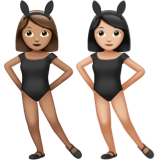 Apple에서토끼 귀를 쓰고 춤추는 여자들: 갈색 피부 하얀 피부그림 이모티콘이 어떻게 보이는지.
