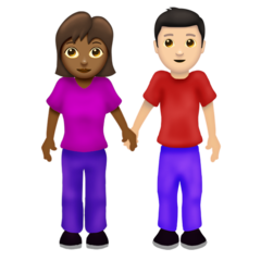 Cómo se ve el emoji Mujer y hombre de la mano: tono de piel oscuro medio y tono de piel claro en Emojipedia.