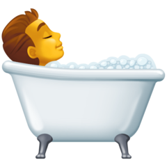 Bagaimana Person Taking Bath emoji terlihat di Facebook.