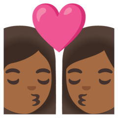 A quoi ressemblent les emoji Bisou : femme, femme et peau mate sur Google.