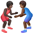 A quoi ressemblent les emoji Lutteurs : peau foncée et peau mate sur Samsung.