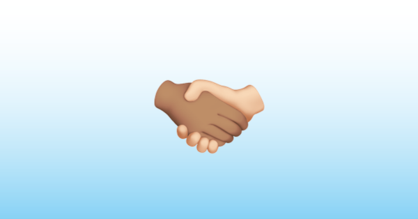 🫱🏻‍🫲🏼 Handshake: Light Skin Tone, Medium-Light Skin Tone on Apple iOS  16.4